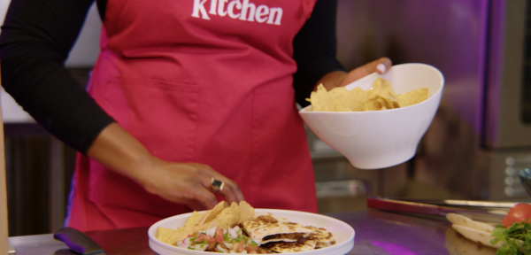 Goodr Recipes: Ground Turkey and Black Bean Quesadilla + Pico de Gallo post thumbnail