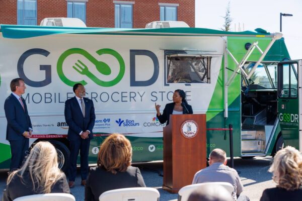 Amazon, Anthem, Bon Secours, Comcast, and Goodr Unveil Free Mobile Grocery Store to Tackle Food Insecurity Together post thumbnail